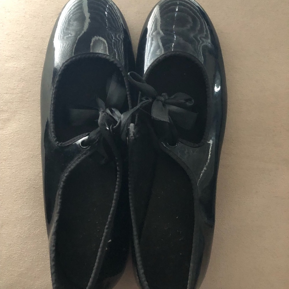 Tap shoes